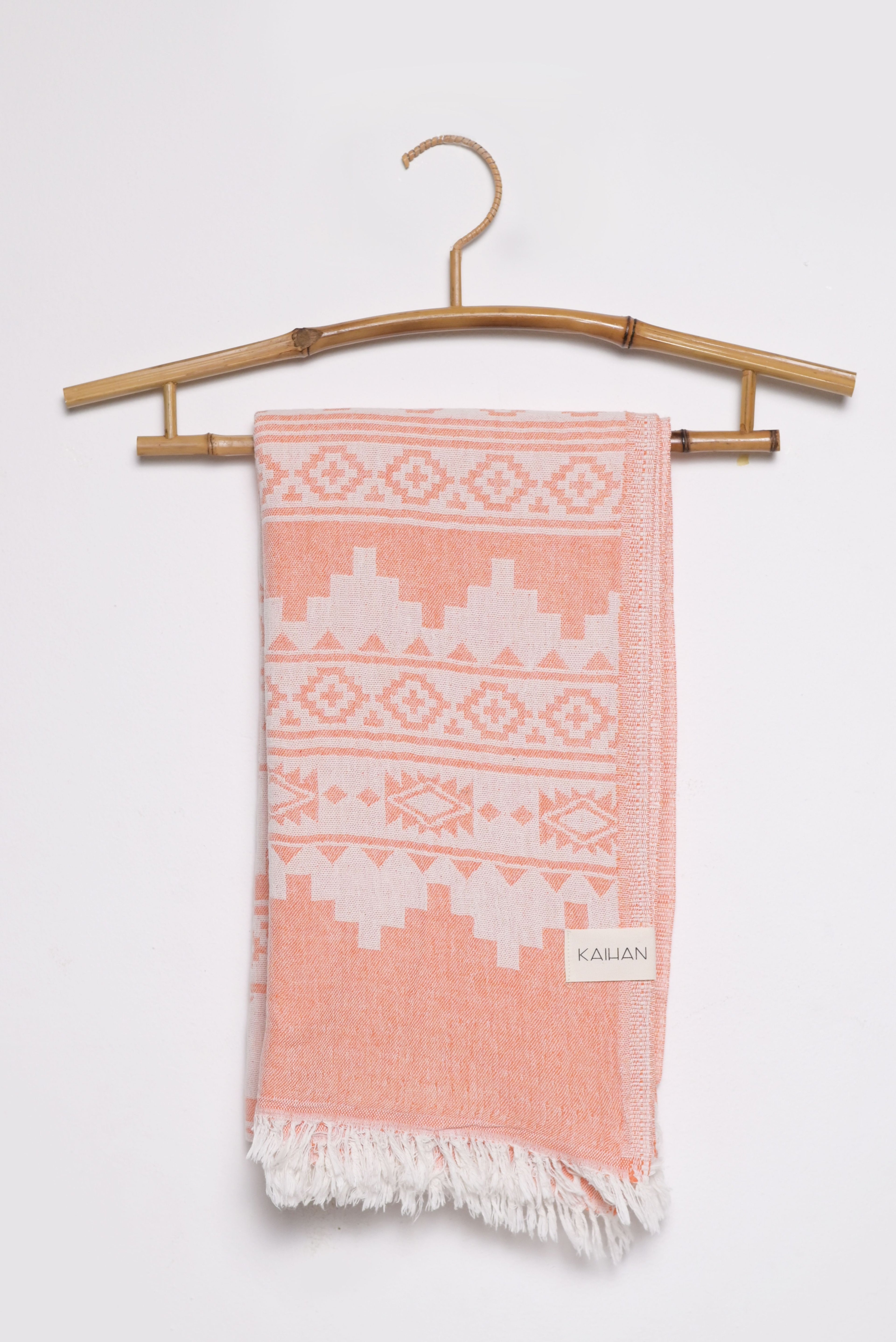 Lyra Towels
