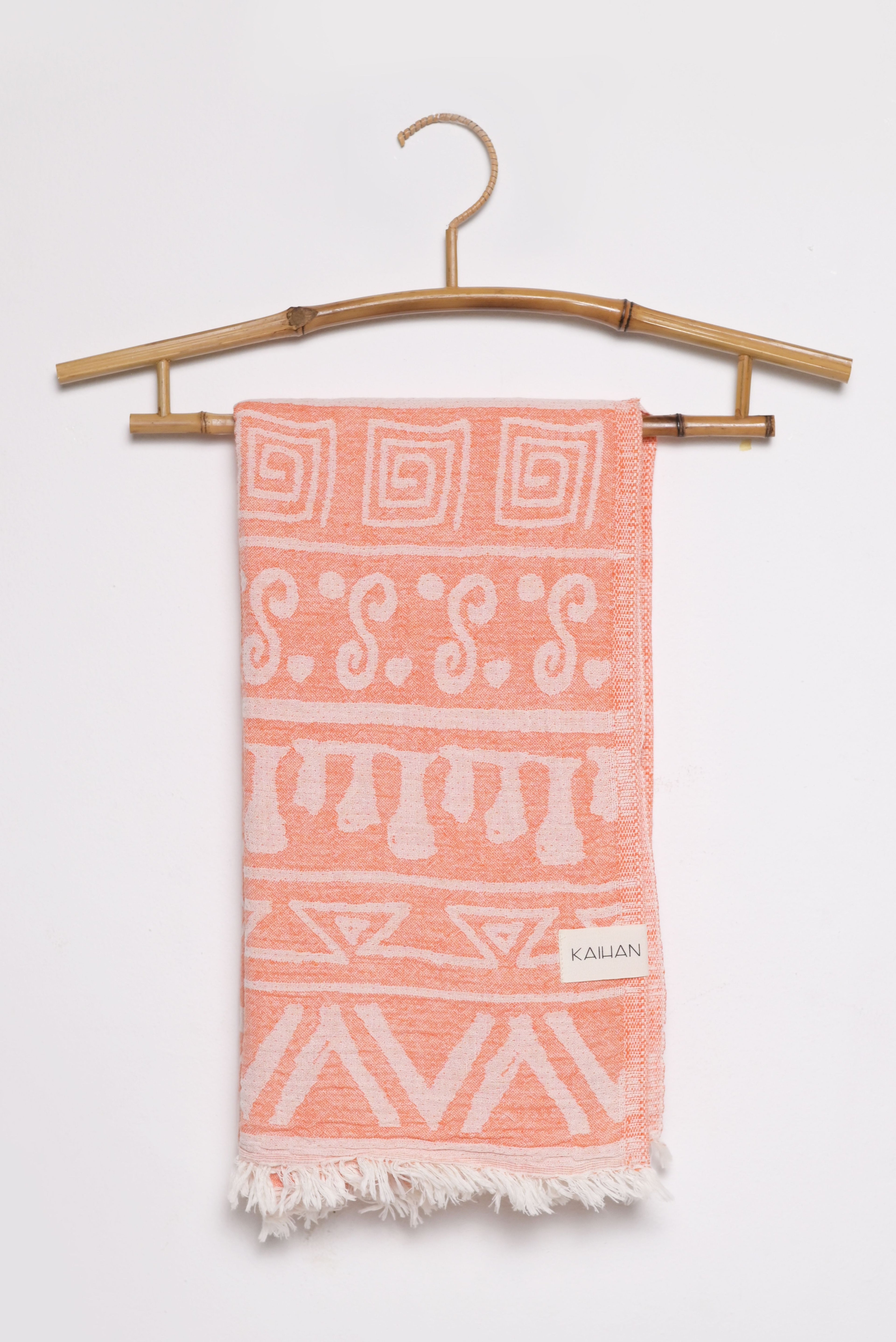 Medeia Towels